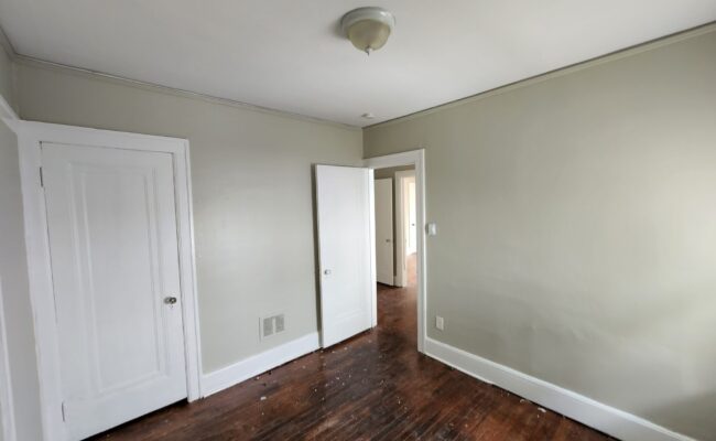 3620ThreeMile_Bedroom2