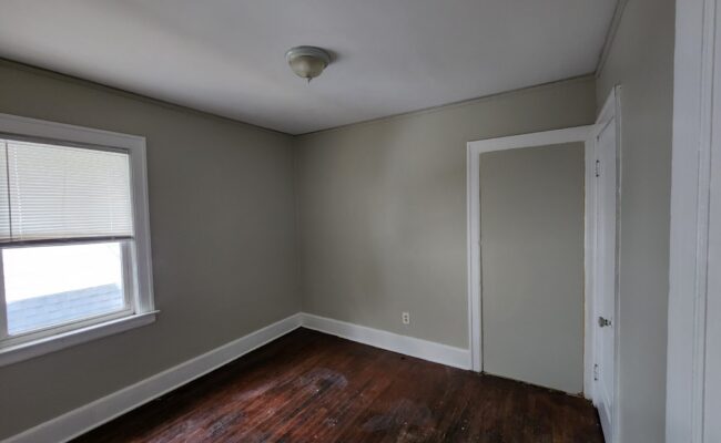 3620ThreeMile_Bedroom2View2
